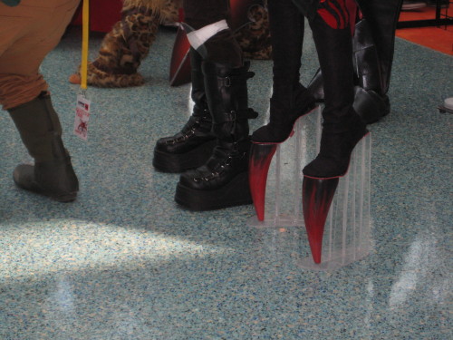 omgleagueoflegends: moderatelydarkcorner: CAN I JUST if this is you can you let me know so I can lik