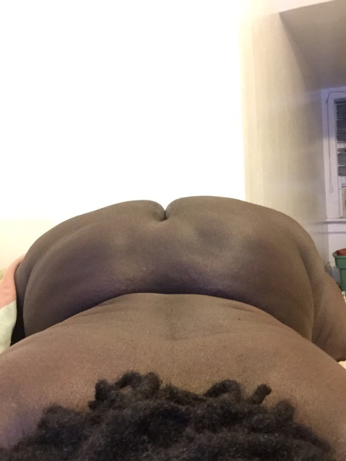 burnett86:  youngsexy:  Kinda in the mood  Damn