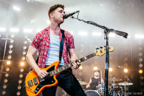 Mike Kerr of Royal Blood© Sandie Levent // July 10, 2017