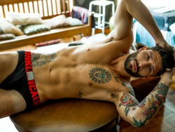 hylmannn:  Thiago Perri photographed by Didio