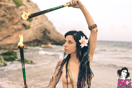 suicide–love:  Devushka.