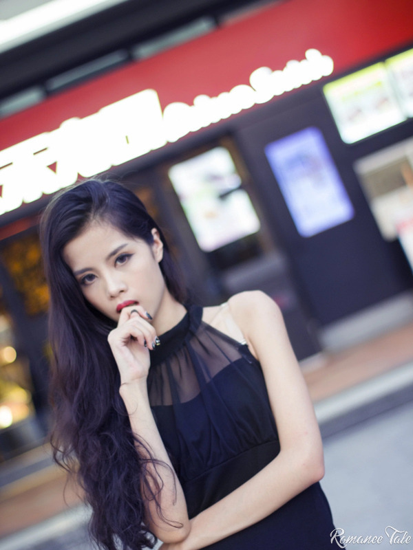 asiangirlphotography:Just lovely! Qihong Li, 24Foshan, China