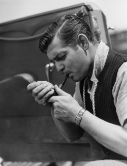 vintagechampagnefever:  Clark Gable  