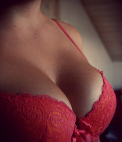 mysexiestwomen:  http://mysexiestwomen.tumblr.com/