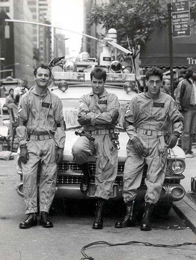 picturesinhistoryblog: Bill Murray, Dan Aykroyd, and Harold Ramis on the set of Ghostbusters