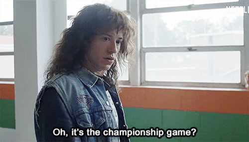 Joseph Quinn/Stranger Things 4 Bloopers 