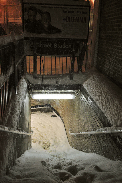 bananamangoes:  Let It snow by icy_paprika on Flickr. 