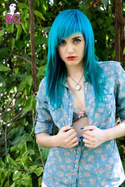 past-her-eyes:   Yuxi Suicide yuxi.suicidegirls.com  for South African SuicideGirls yuxisuicide suicidegirls 