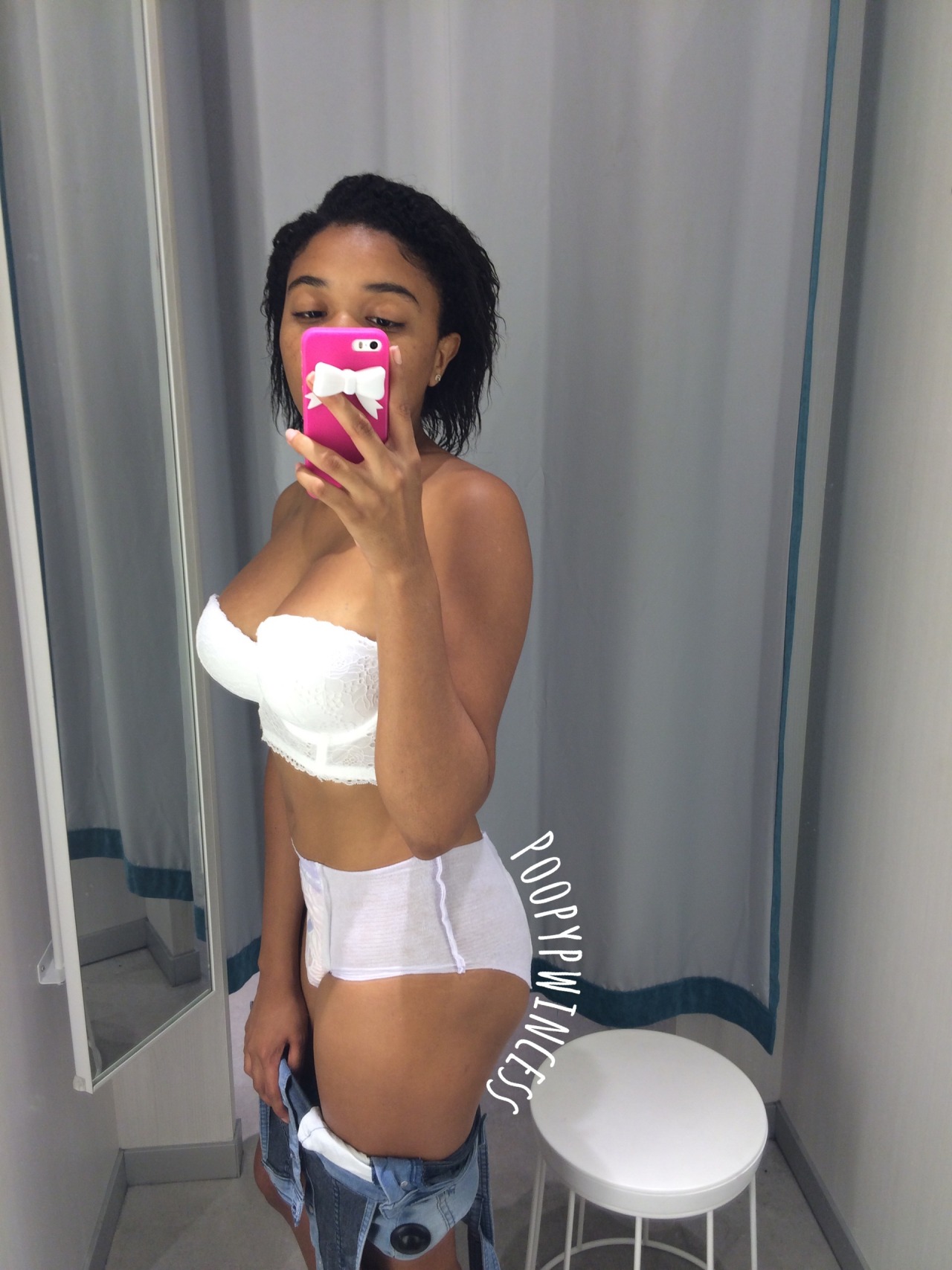 poopypwincess: Shopping today and found some short tails ! They were for sale and
