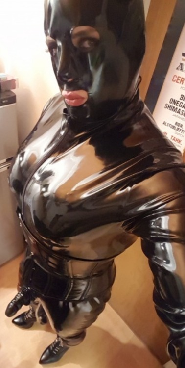 silentdreams79-blog:Hhmmm what should I wear now…Gasmask maybe?….I can hold that for a while…