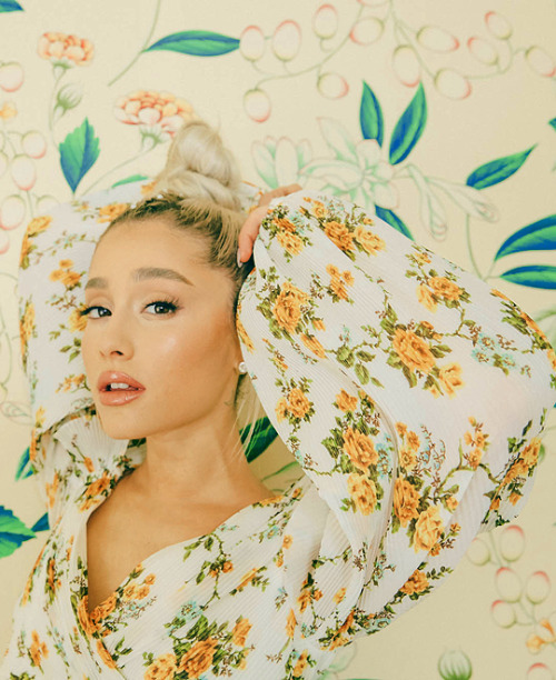 louisquinnzel-edits: ARIANA GRANDE© Jimmy Marble | TIME 2018