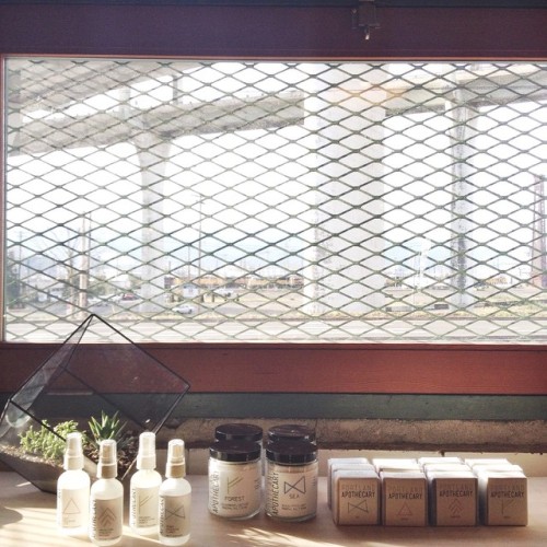 Hello sun. Hello new yummy @portlandapothecary !!! (at Beam &amp; Anchor)