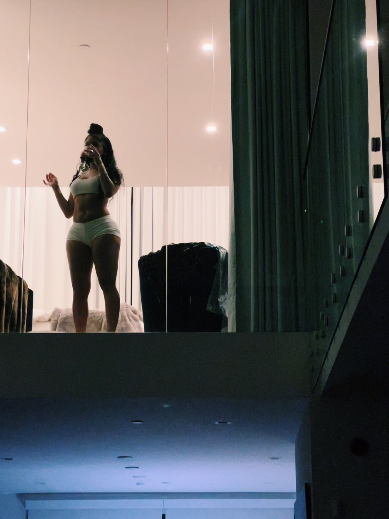 theauraofjenaye: