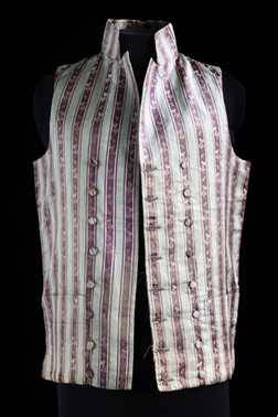 vinceaddams:I really really like late 18th century waistcoats. Especially the 1790′s ones with the l