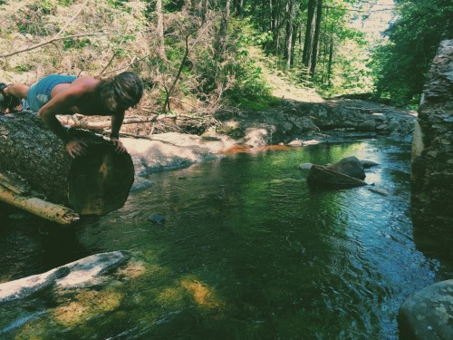 Following rivers and finding waterfall on off days… Sounds good to me. Push-ups on trail? Que