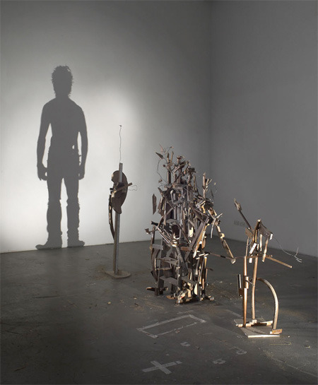 thegreenwolf:  taktophoto:  Shadow Sculptures by Tim Noble and Sue Webster  That’s…kind of incredible. 