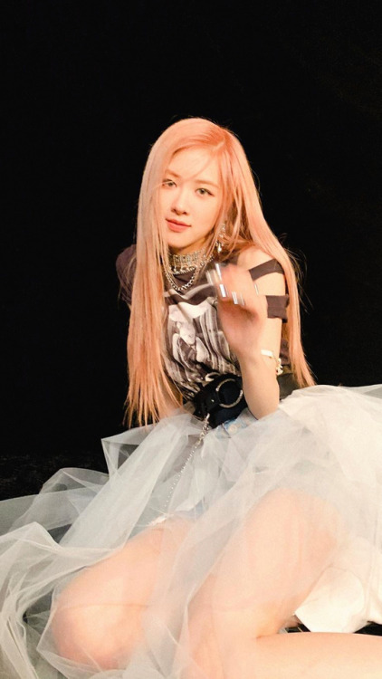 Blackpink Rosé Lockscreens