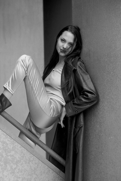 klaudiove: Angelina 1991