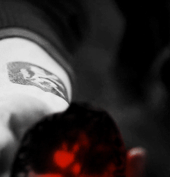 worthyheroes:  It’s always darkest before the dawn. ♥ 
