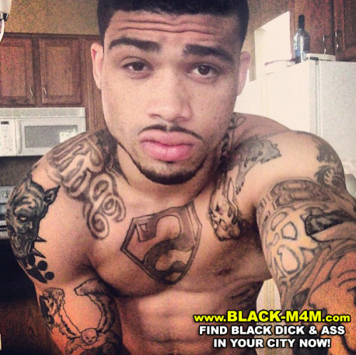 lightskingaboi:  black-m4m:  More Nude Black Gay Pics & Videos @ http://www.Black-M4M.com Over 150,000 Black Gay Profiles @ http://www.Black-M4M.com CLICK HERE TO BROWSE FREE CAMS  😍😍follow me lightskingaboi
