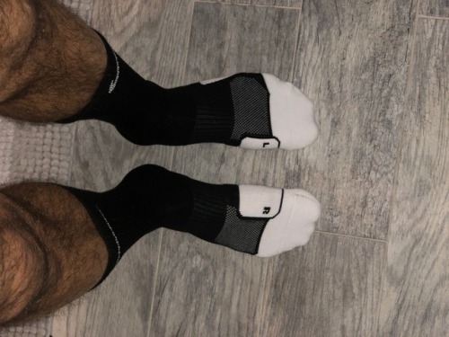 collegesocks22:  New Black and white nike elite socks