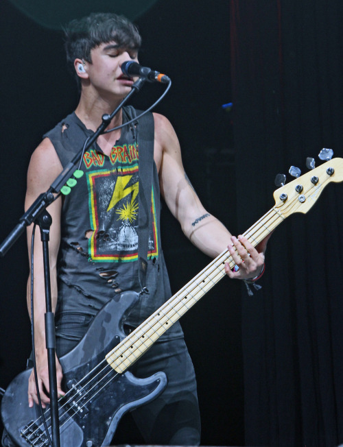 Calum on stage at Key 103 Summer Live - July 17th 2014 - Manchester, UK
