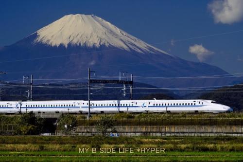 : My B Side Life *Hyper