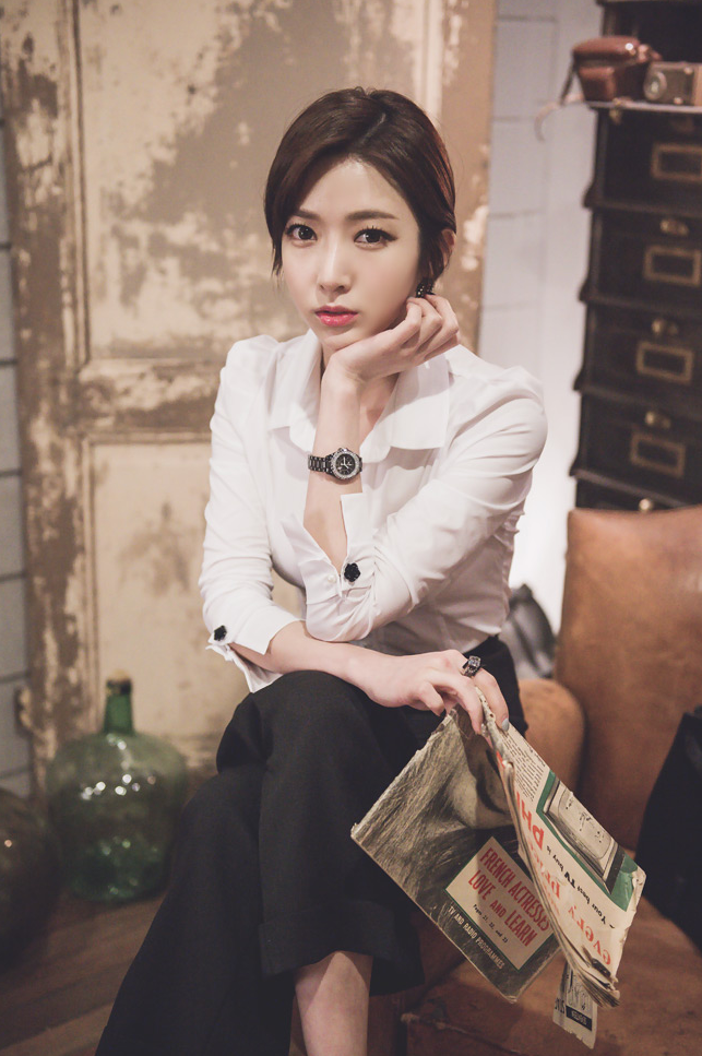 korean-dreams-girls:Ye Jin - March 23, 2015 1st Set