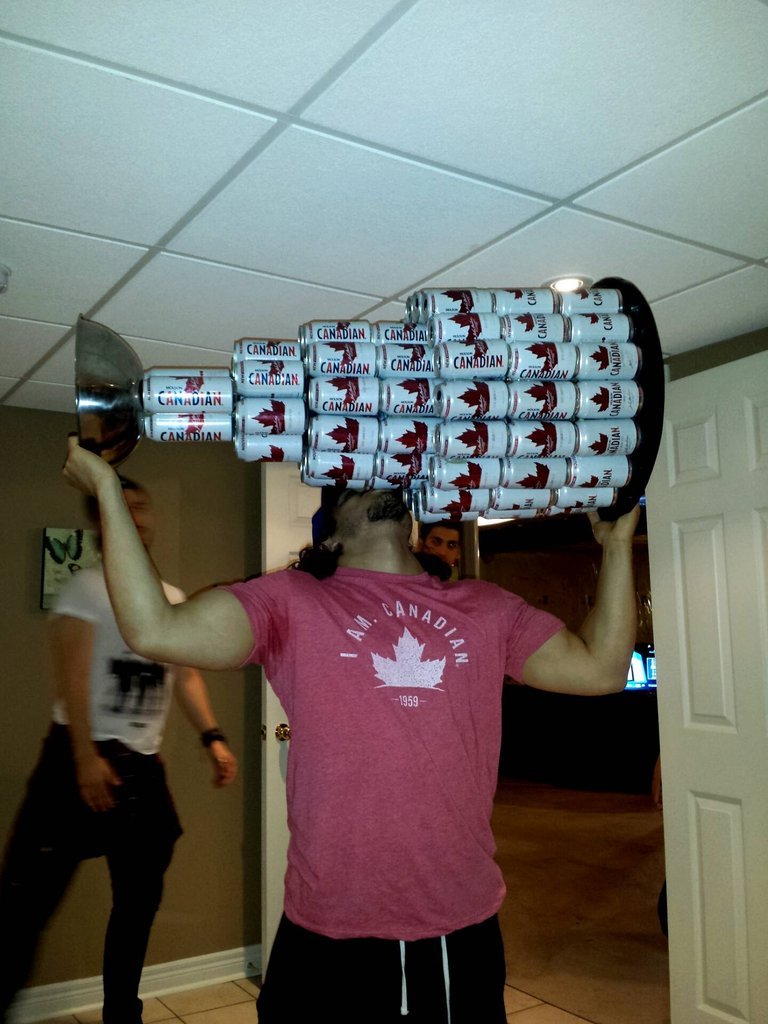 daily-sports:
“ Me and a few buddies made the Stanley Cup out of beer cans
”
“i am canadian”.