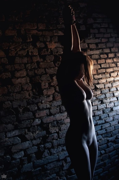 poeticsir:  Stretching Her expectations 