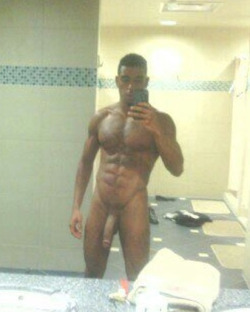 hoodfreak:  Screwed up quality…but here u go!