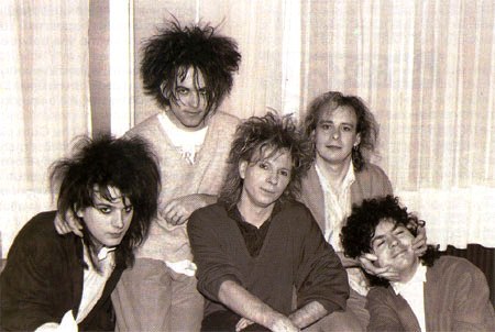 bird-madgirl:Interviewer: The new record from The Cure has the strange title “The Head on the Door”.