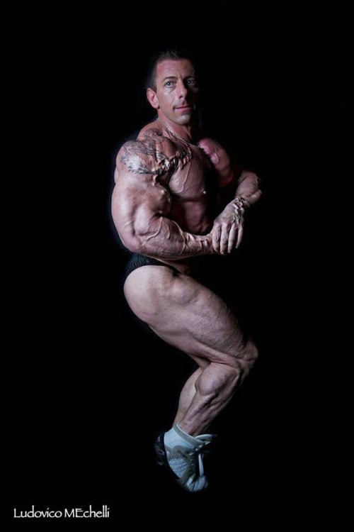 big-strong-tough:  Mirco Caselli 