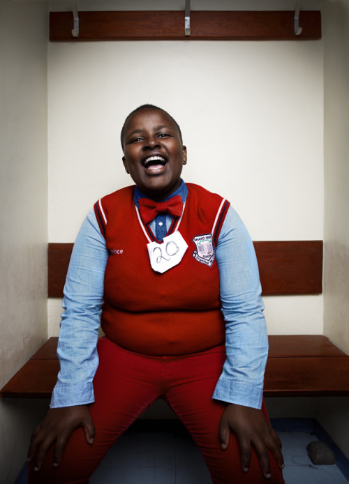 covenesque:‘RAINBOW GIRLS’ SHOWS SOUTH AFRICA’S LESBIAN COMMUNITY IN BOLD CONTRASTread more here: [x