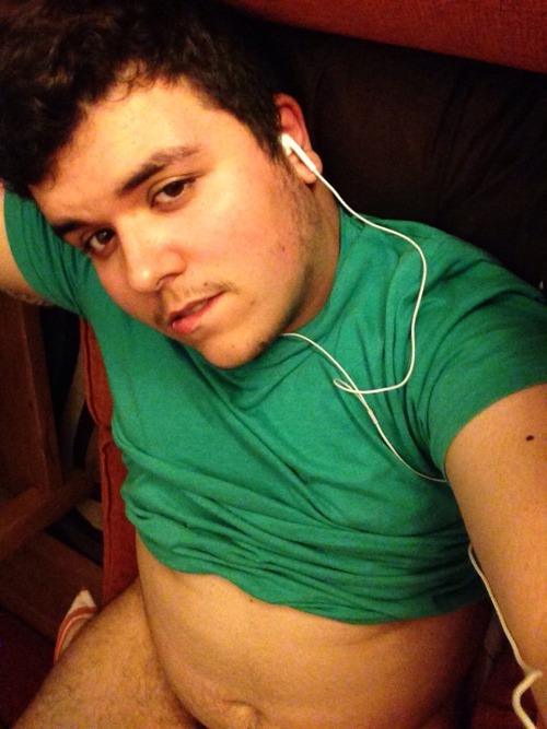 bearhugsyo:  it’s still tummy Tuesday in half the world