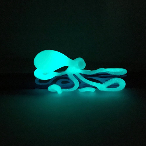 sosuperawesome:  Octopi pens, terrariums, glasses, straws - including glow-in-the-dark - bar and serving utensils and figurines by FullBlownGlass on Etsy• So Super Awesome is also on Facebook, Twitter and Pinterest •  