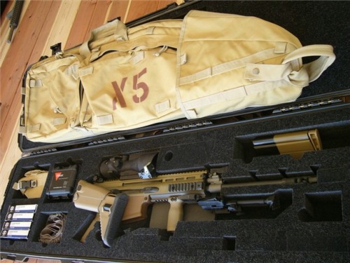 tactical-tacos: lonelyhuntsmen: igunsandgear: FNH SCAR Ranger Package. 7.62mm. Trijicon ACOG. Bea