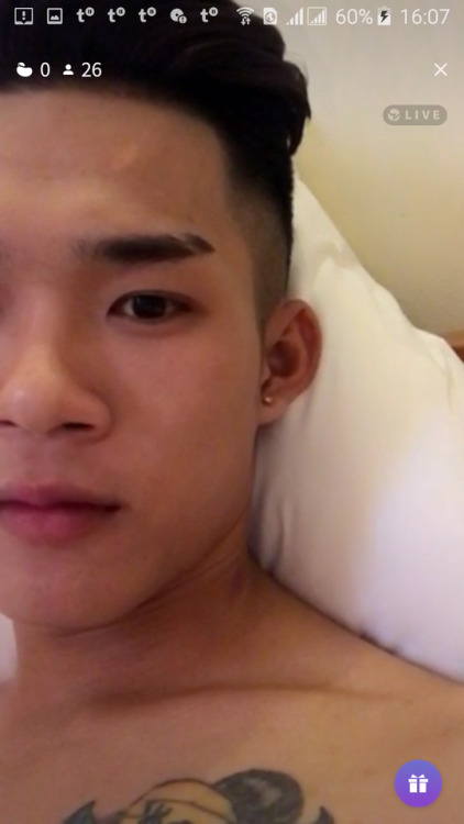 sang999999: Trai đẹp khoe hàng