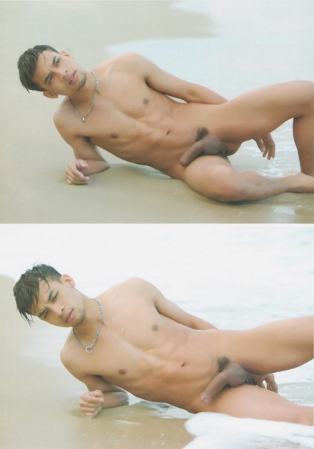 omg-men-and-guys-me:  Hot and beautiful Thai boy