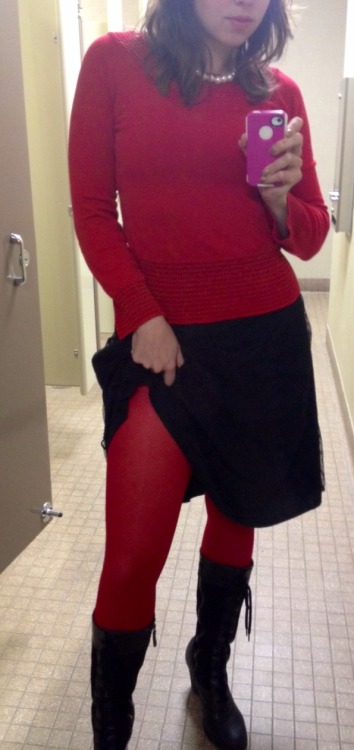 Hotlearningwife:I really do love Valentine’s Day. I’ve always felt that V-Day is a good time to cele