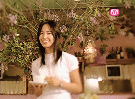eunhasmom:  yuri in snsdâ€™s mvs: into the new world 