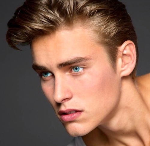 hypnoticeyesandlips: Otto Seppalainen POP QUIZ: How long it will take before this male model is sedu