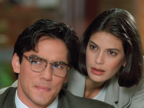 S01E08: Smart Kids (1 of 3)Lois &amp; Clark: The New Adventures of Superman in High Definition!