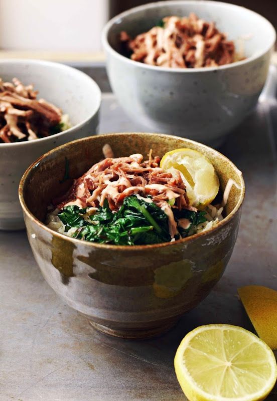 intensefoodcravings:  Pulled Pork and Greens Rice Bowl with Chipotle Yoghurt Sauce