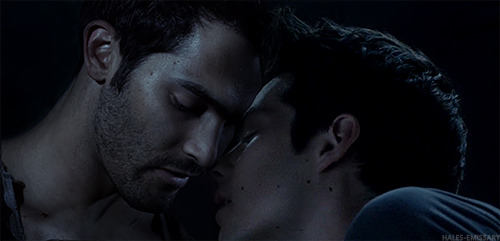 hales-emissary:  TW Bingo - Whisper  “Why… Why did you do that…” he asked, his voice shaking. The answer was barely more than a whisper “I can’t lose you.”  