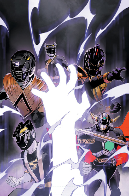 theartofthecover:  Power Rangers Universe #1 - #6 [Textless] (2021 - 2022)[Dafna Pleban (@dafnap​), editor of BOOM! Studios, note on the regular covers:“The only note we ever gave Dan Mora on these was “draw your favorite rangers”, and Dan, per