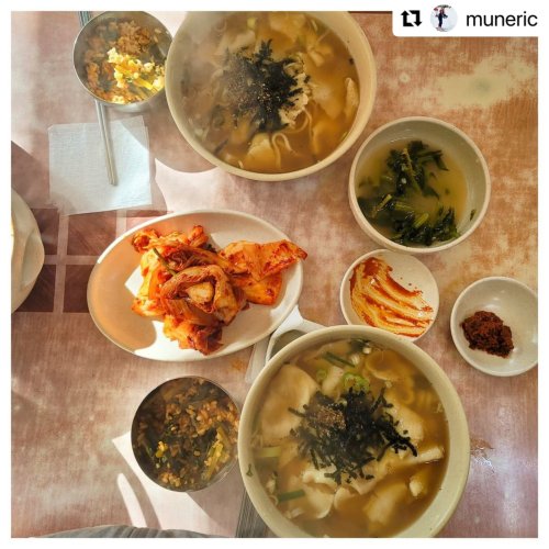 211226 Shinhwa’s Eric Instagram Update:Post 1:I had a lot of kalguksu (knife-cut noodle soup) at Jon