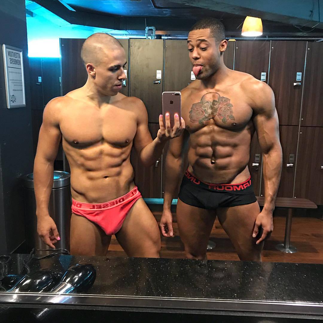 candyken69:  Back at it 💪 @_jtrusty  (at Crunch Fitness -  59th Street)