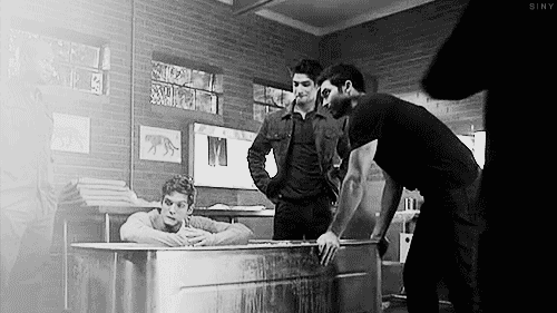 sinyhale:hobrien @ set of season 3a