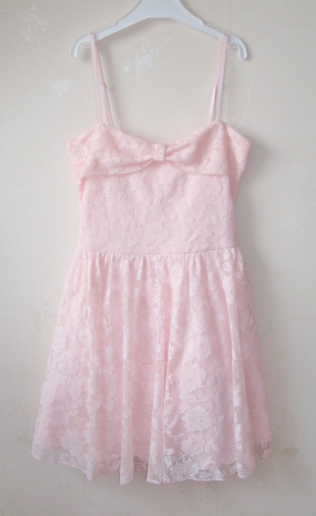 misamys:  Better picture of the dress~ 